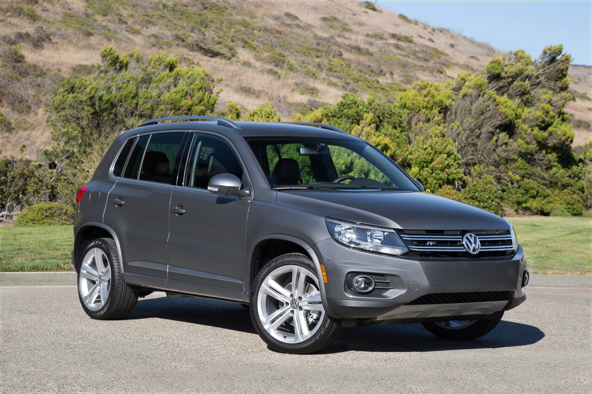 2017 Volkswagen Tiguan (VW) Review, Ratings, Specs, Prices, and Photos -  The Car Connection