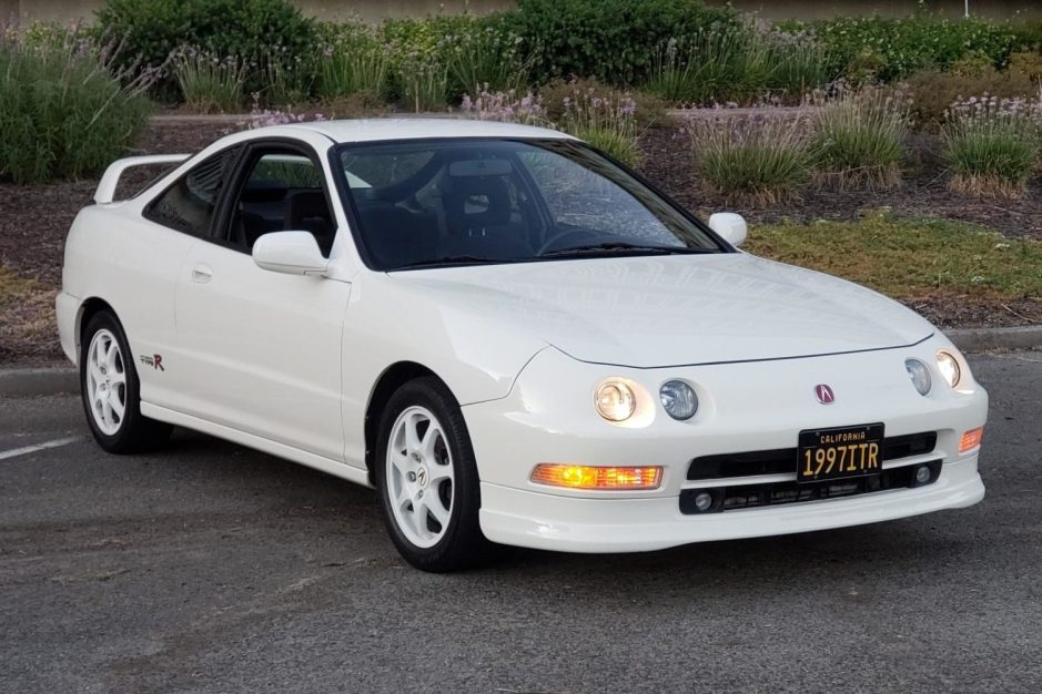 Single-Family-Owned 1997 Acura Integra Type R for sale on BaT Auctions -  closed on July 30, 2019 (Lot #21,381) | Bring a Trailer