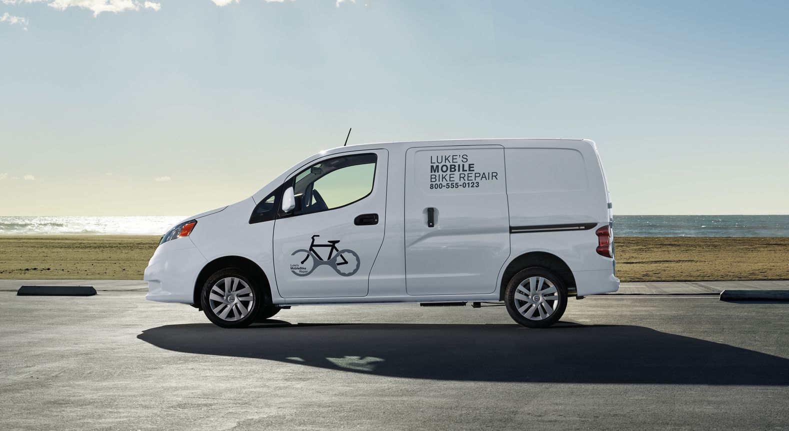 2015 Nissan NV200 SV I4 Features and Specs