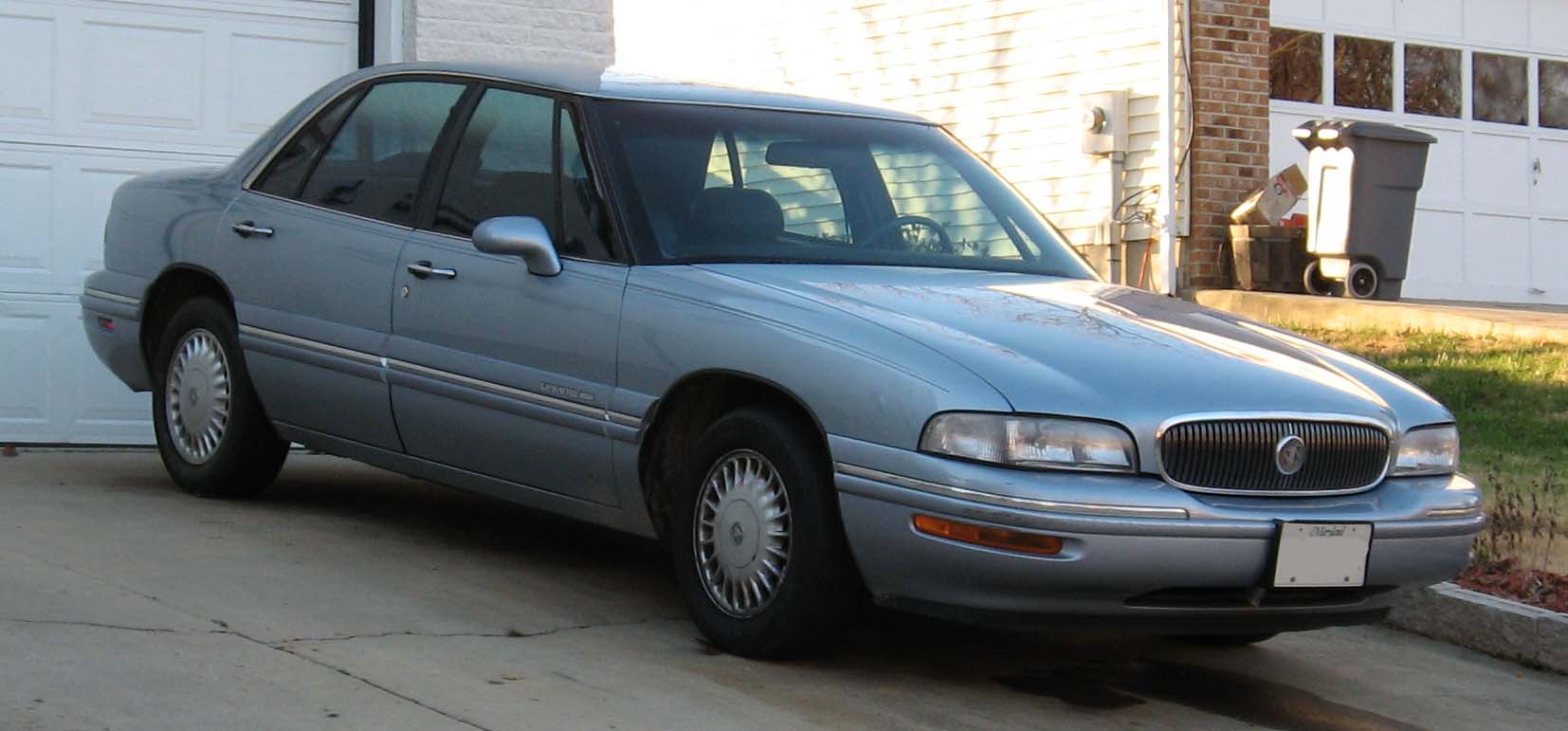 File:96-99 Buick LeSabre.jpg - Wikipedia