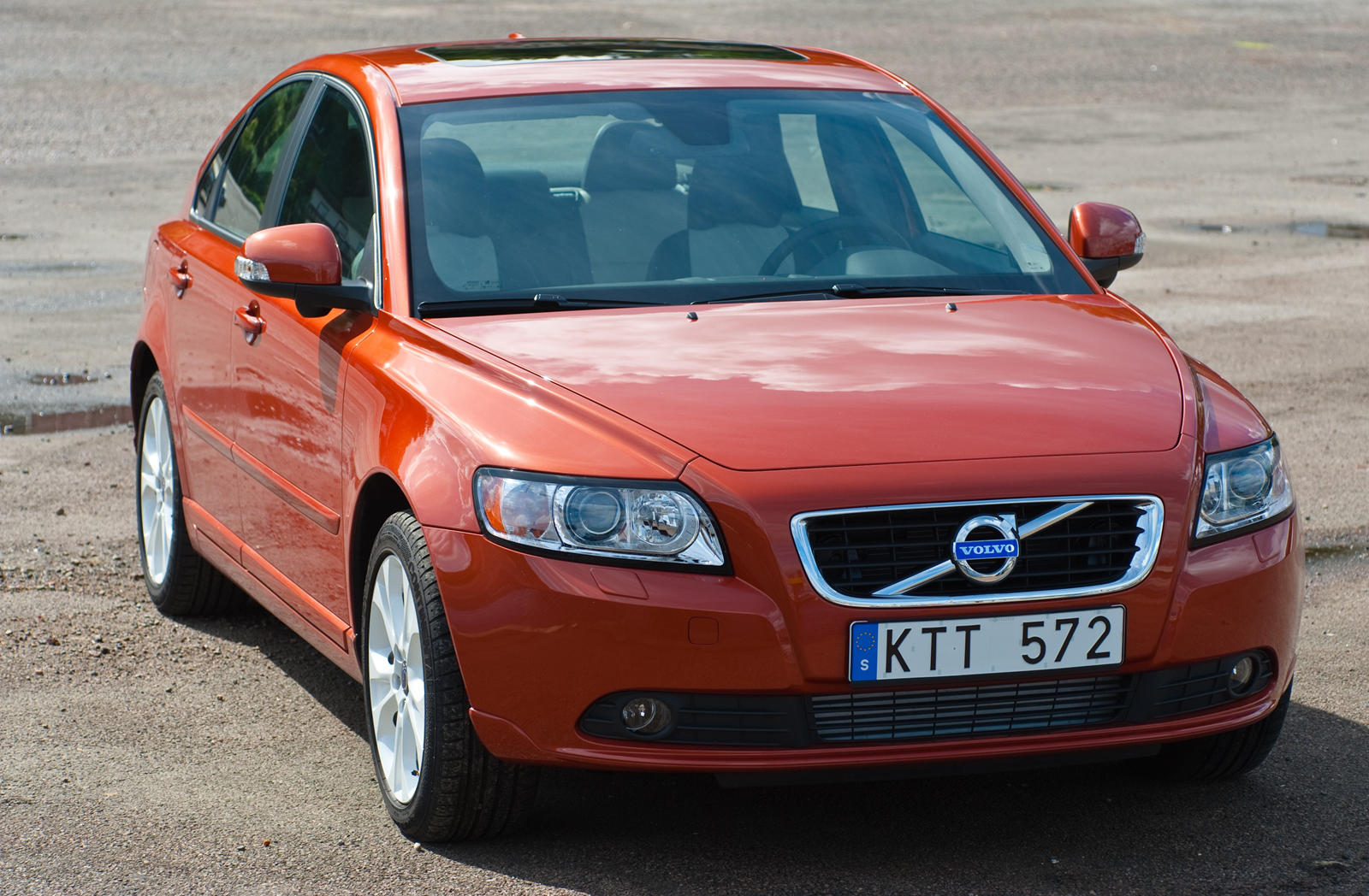 Volvo S40 Generations: All Model Years | CarBuzz