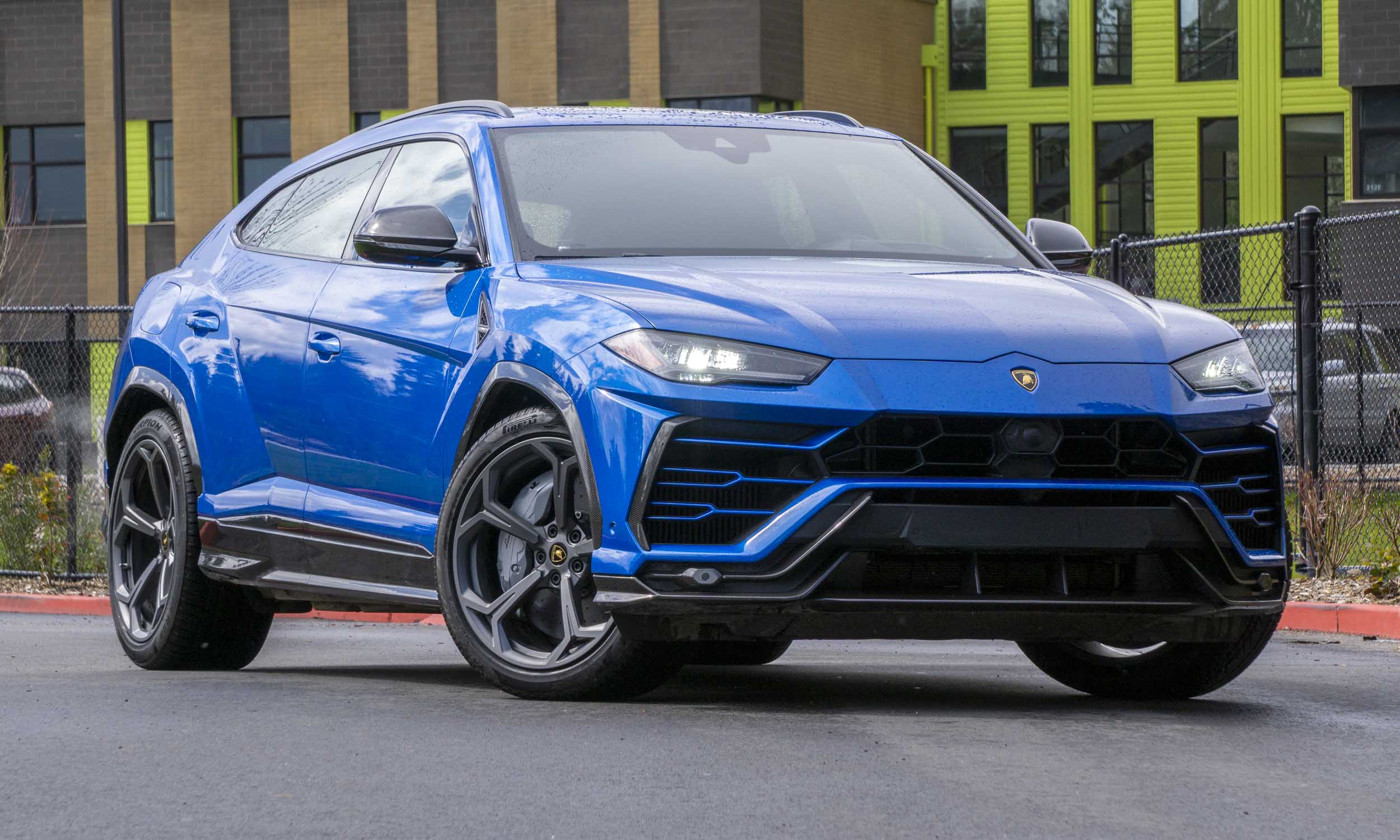 2020 Lamborghini Urus: Review - autoNXT.net