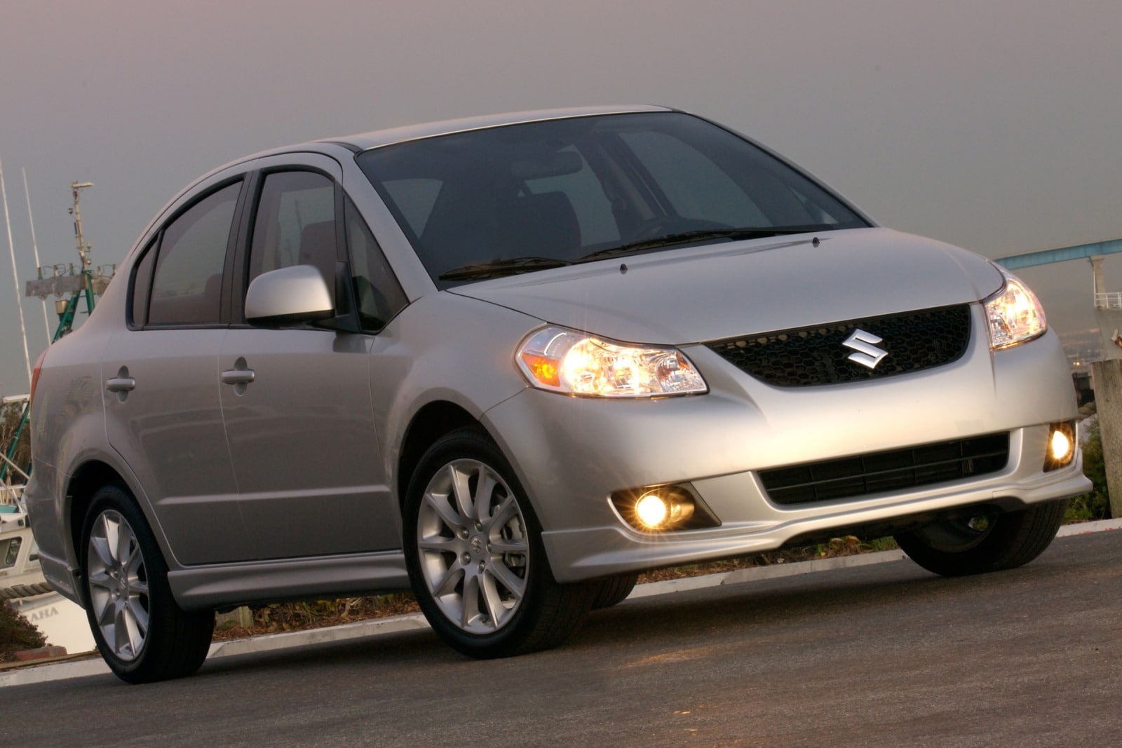 2010 Suzuki SX4 Review & Ratings | Edmunds