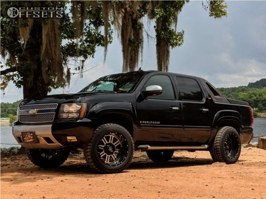 2013 Chevrolet Avalanche with 20x12 -44 American Offroad Renegade and  33/12.5R20 Gladiator Qr900-mt and Leveling Kit | Custom Offsets
