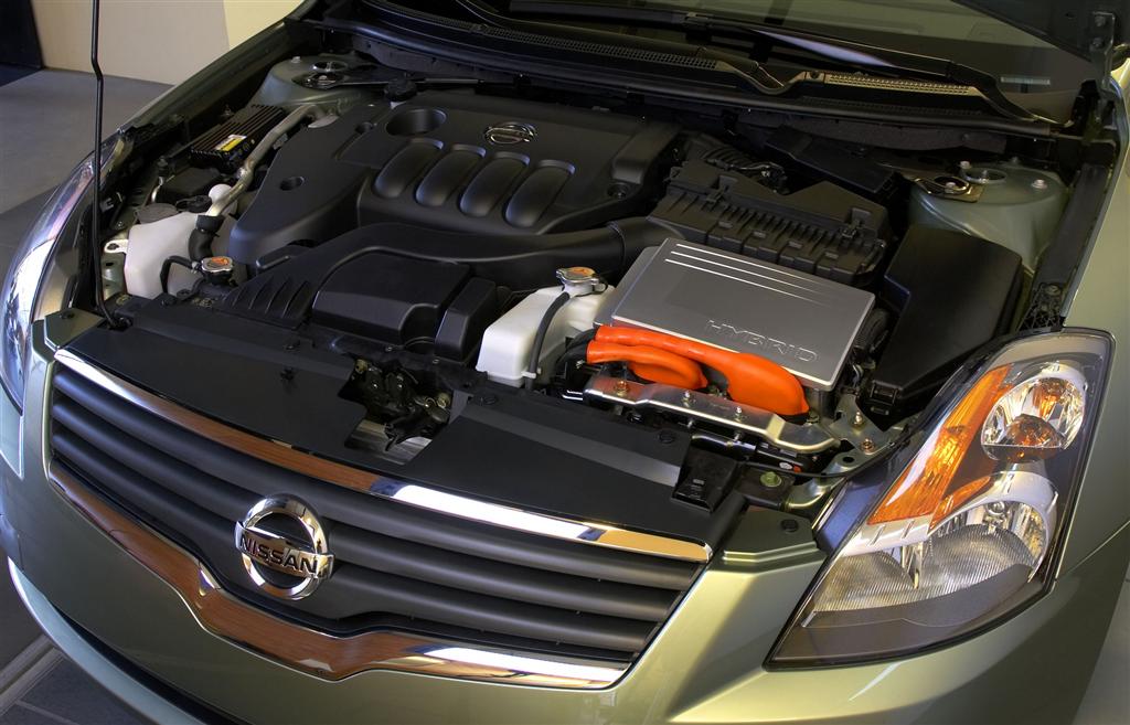 2008 Nissan Altima Hybrid Image. Photo 2 of 12