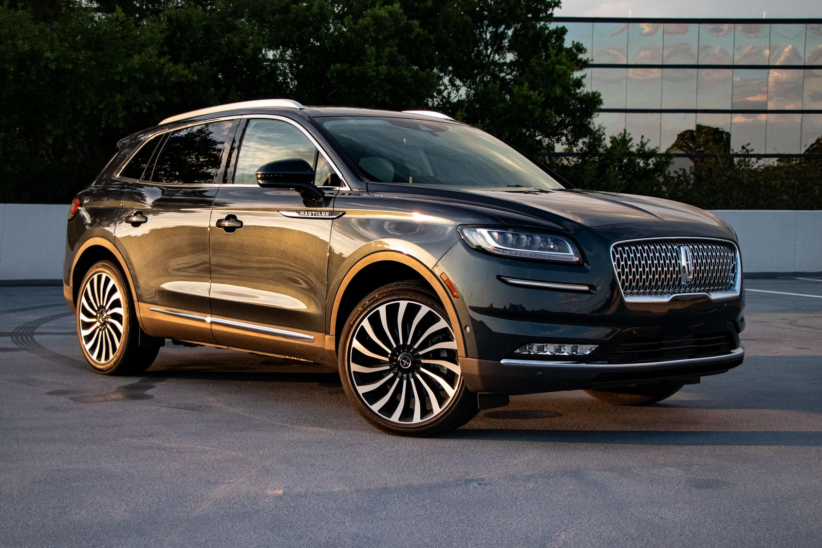 2021 Lincoln Nautilus: Review, Trims, Specs, Price, New Interior Features,  Exterior Design, and Specifications | CarBuzz