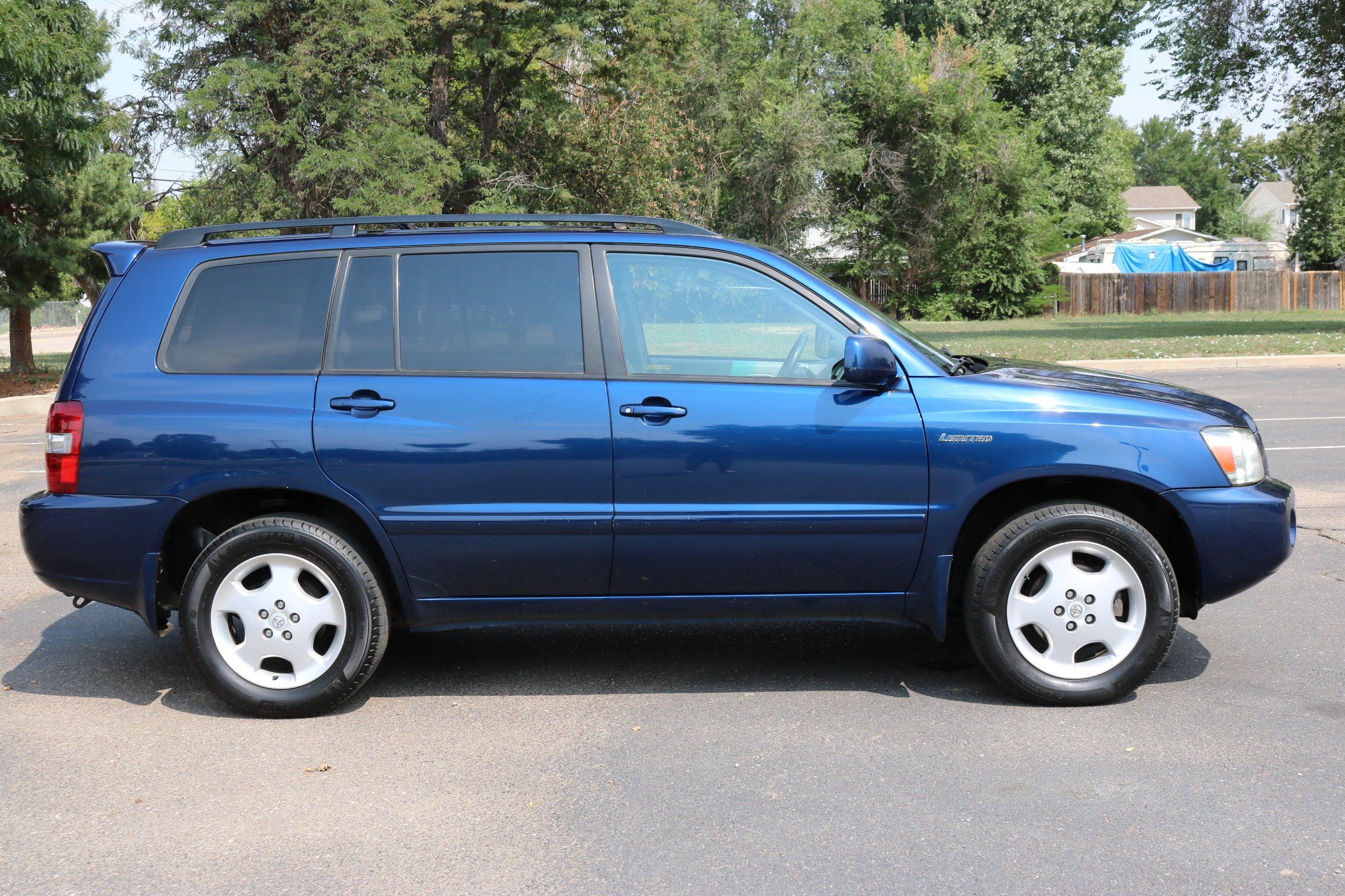 2005 Toyota Highlander Photos