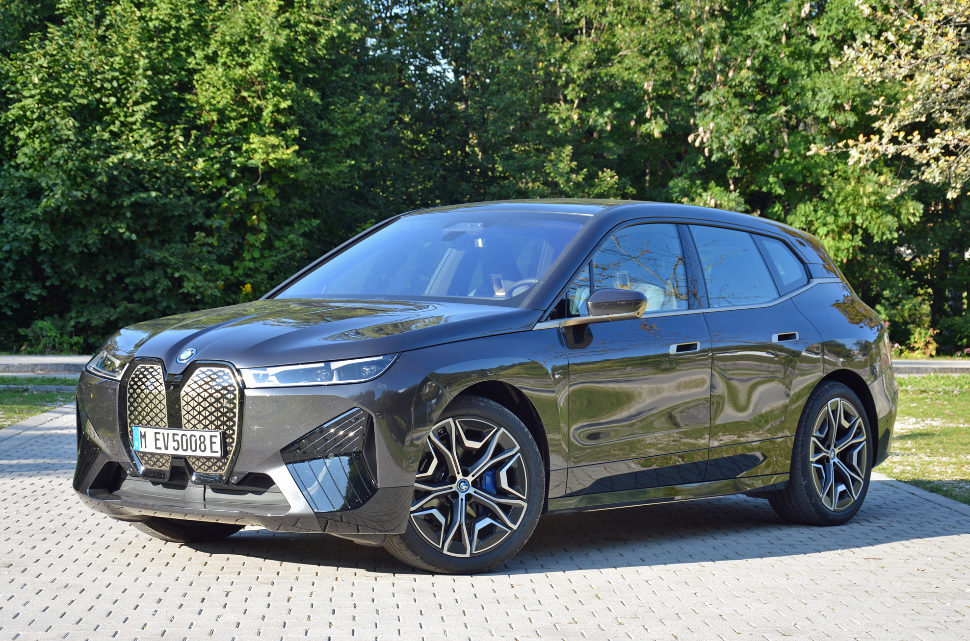 2022 BMW iX First Drive Review: Shifting Paradigms | Digital Trends