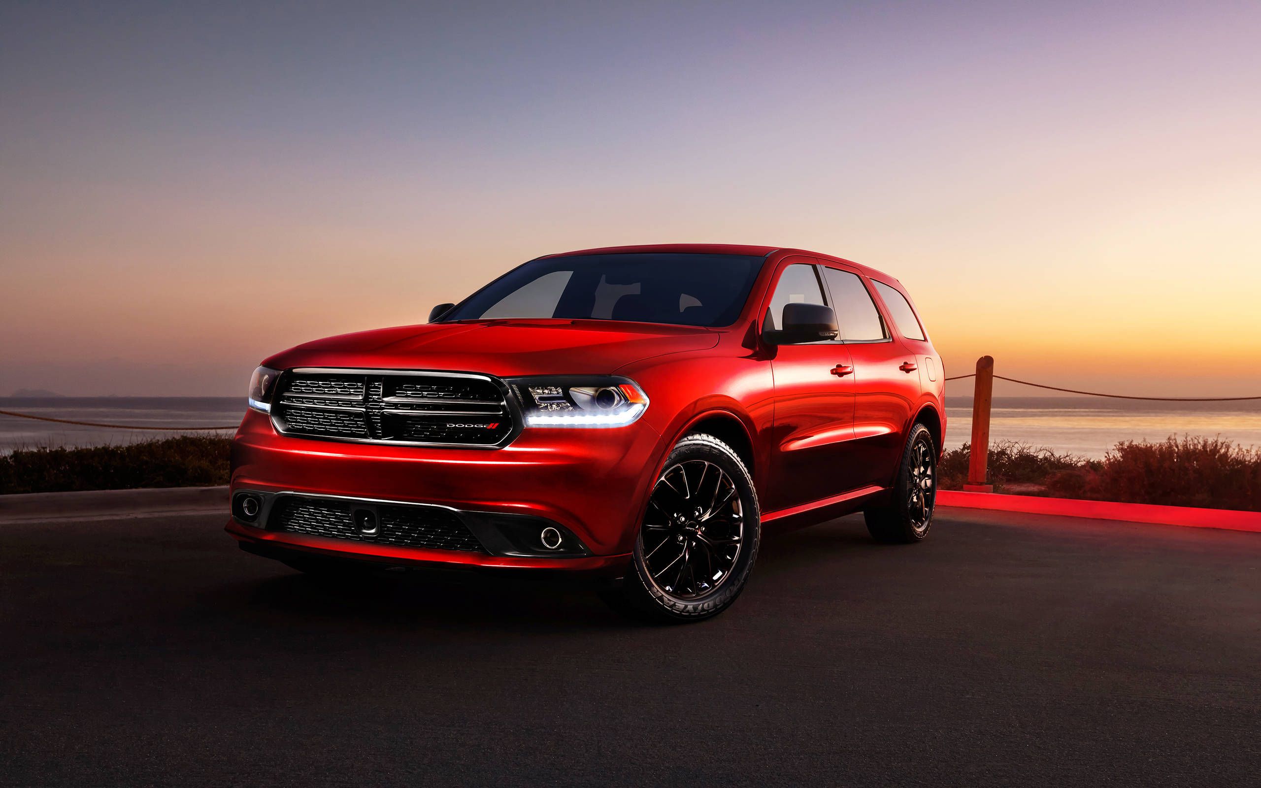 2015 Dodge Durango R/T review notes: Interior luxury for three (rows)
