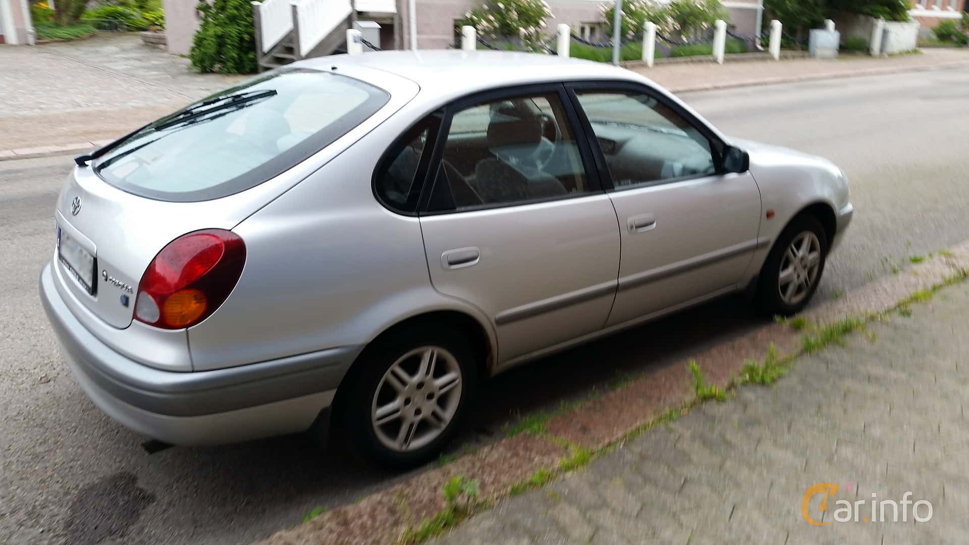 Toyota Corolla Liftback 1999