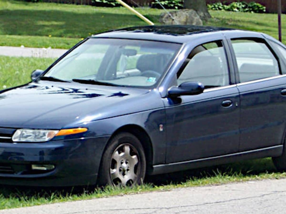 How to Replace a Radiator in a 2002 Saturn L200 - AxleAddict