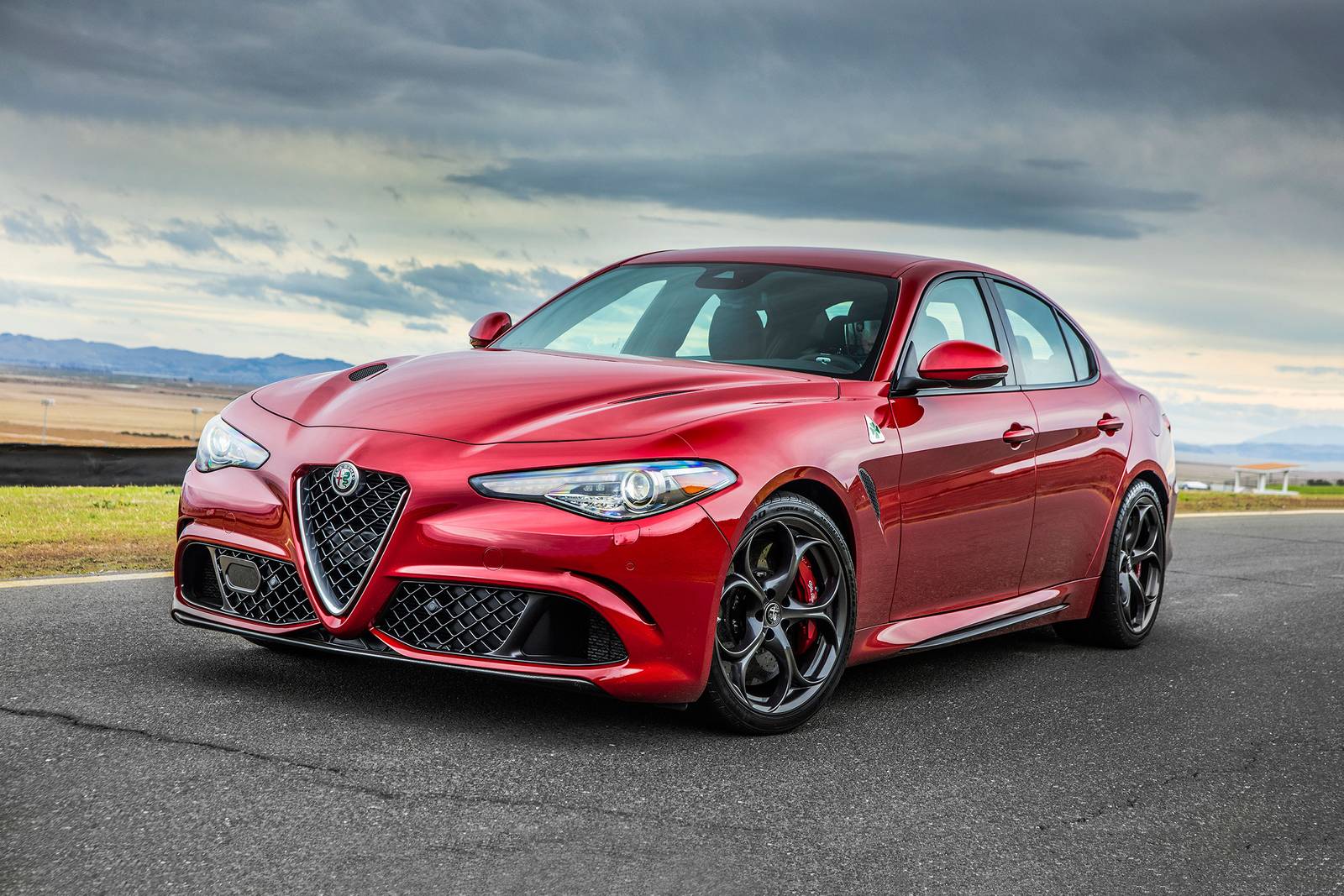 2022 Alfa Romeo Giulia Prices, Reviews, and Pictures | Edmunds