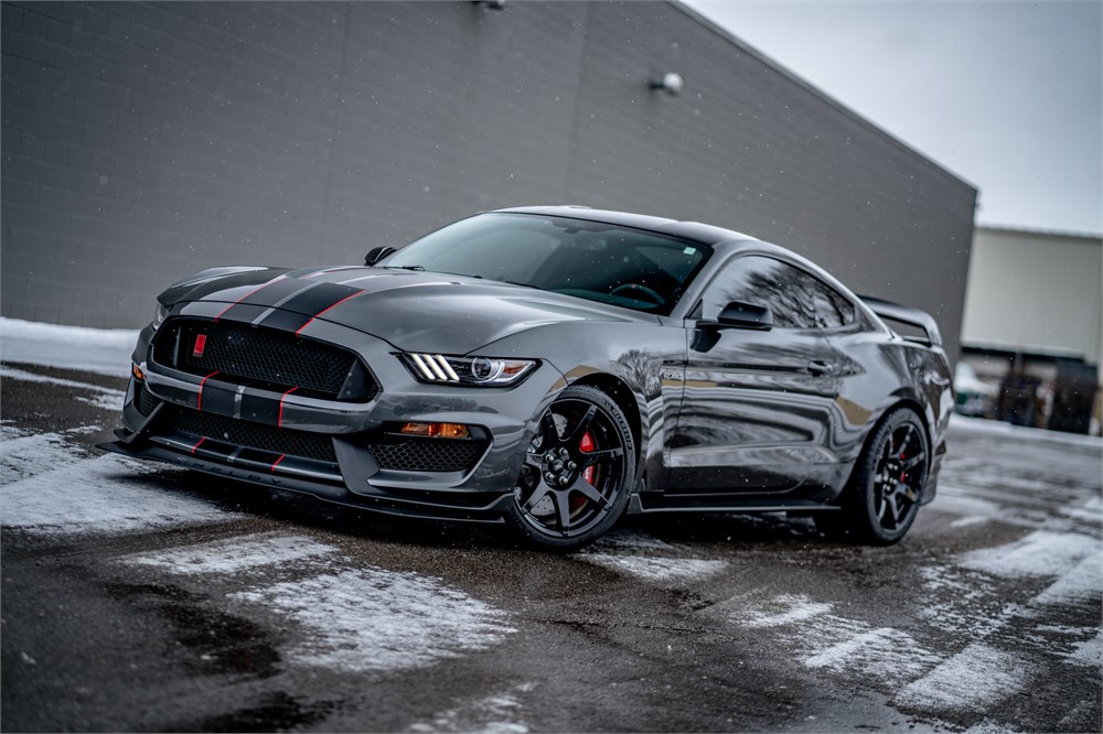 2018-ford-mustang-shelby-gt350r-autohunter | ClassicCars.com Journal