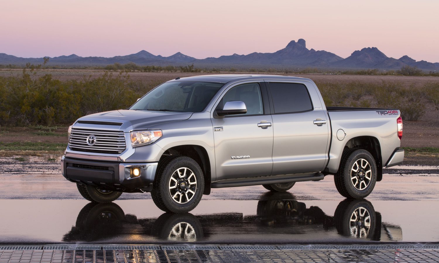 2014 - 2017 Toyota Tundra Limited 016 - Toyota USA Newsroom