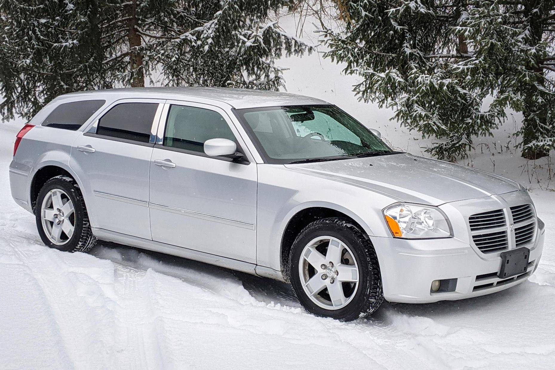 2005 Dodge Magnum SXT AWD auction - Cars & Bids