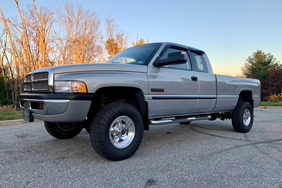 2000 Dodge Ram 2500 ST Quad Cab Cummins 4x4 5-Speed for sale on BaT  Auctions - sold for $40,000 on January 27, 2023 (Lot #96,844) | Bring a  Trailer