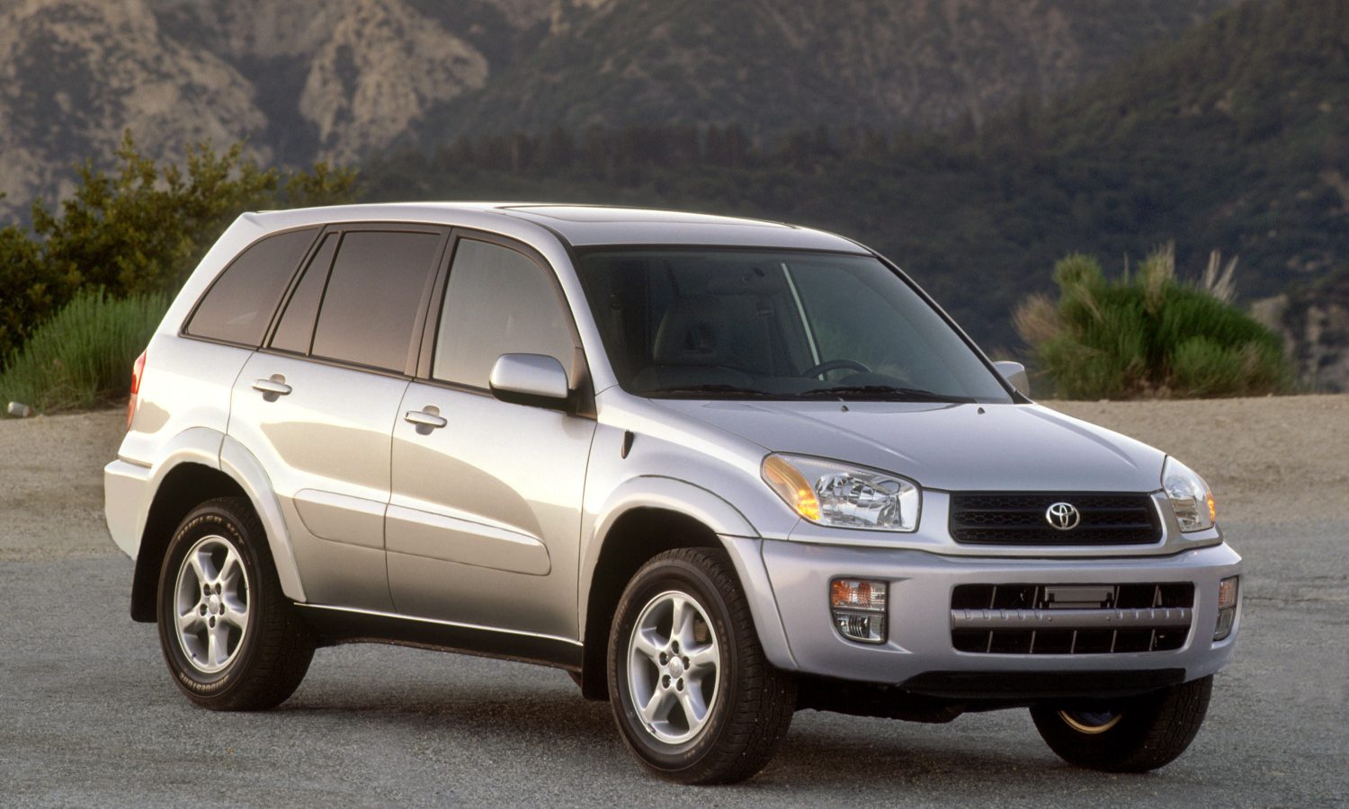 2002-2003 Toyota RAV4 006 - Toyota USA Newsroom