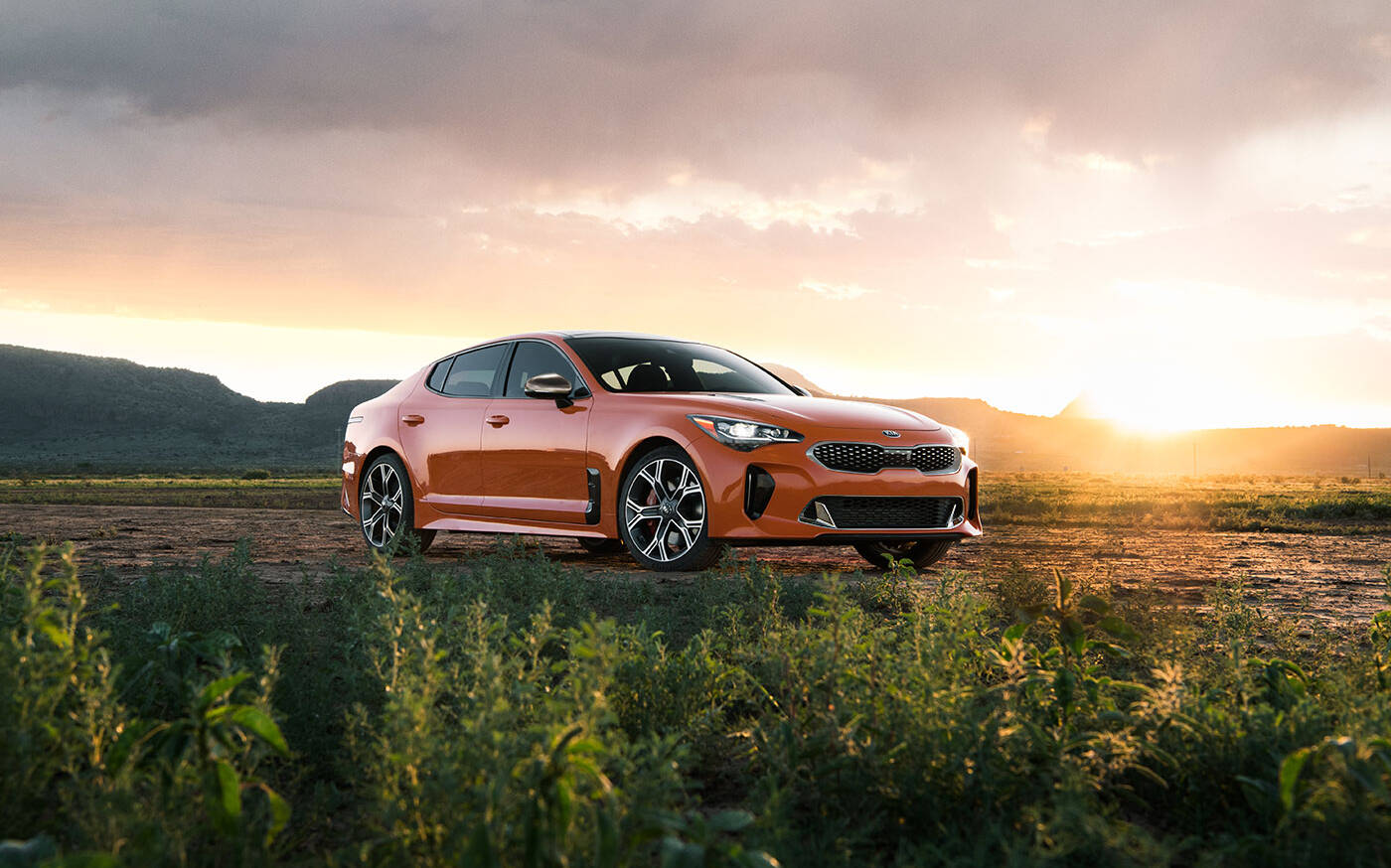 2021 Kia Stinger Limited Edition Adds a Flashy New Colour - The Car Guide
