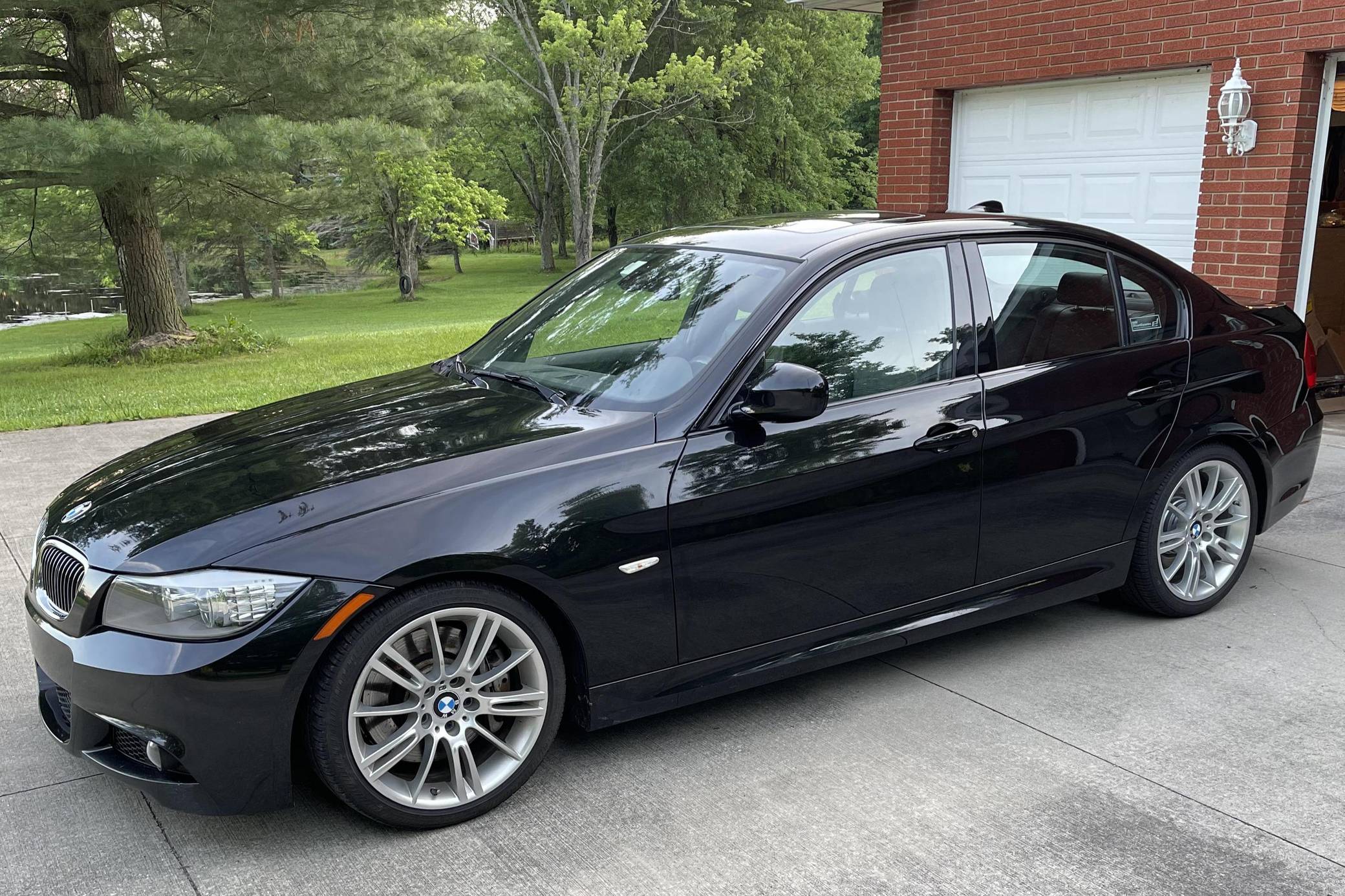 2011 BMW 335i auction - Cars & Bids