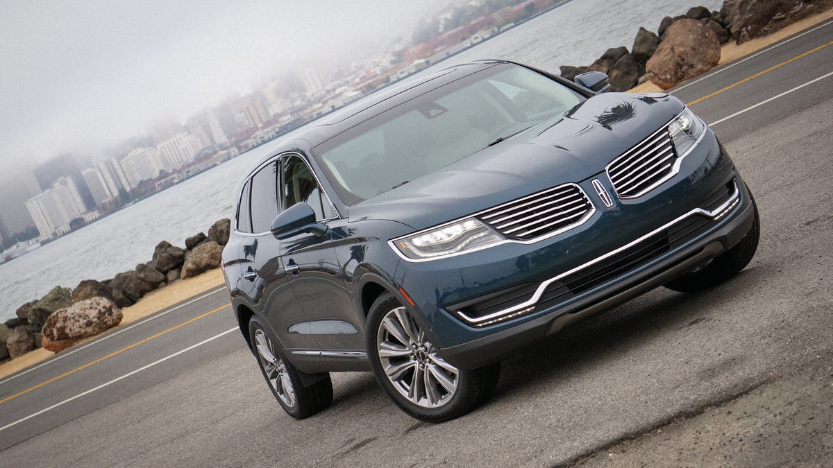 2016 Lincoln MKX EcoBoost review: Lincoln refines its luxury Edge with the 2016  MKX - CNET