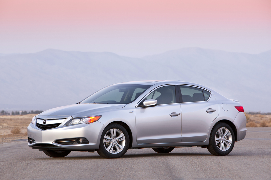 2013 Acura ILX Hybrid