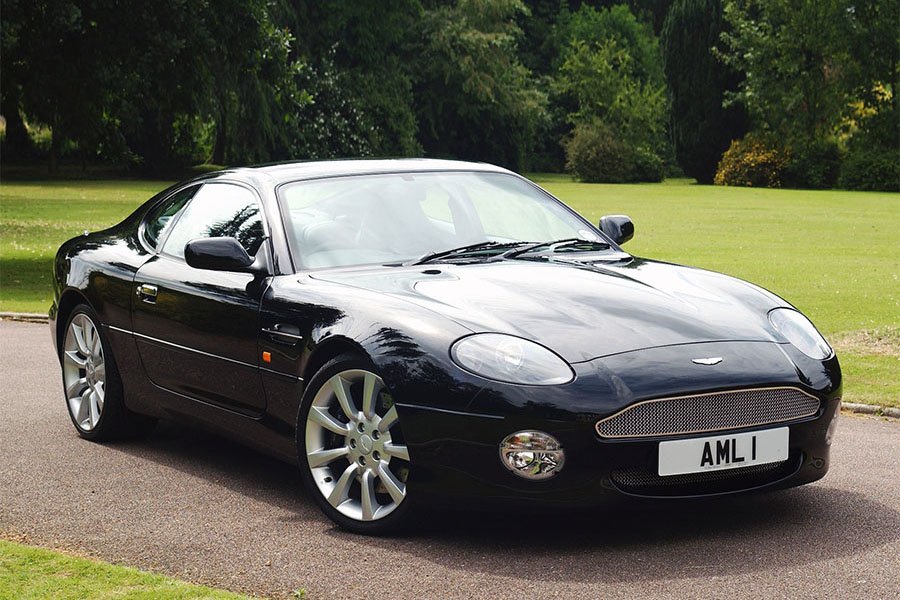 Guide: Aston Martin DB7 Vantage — Supercar Nostalgia