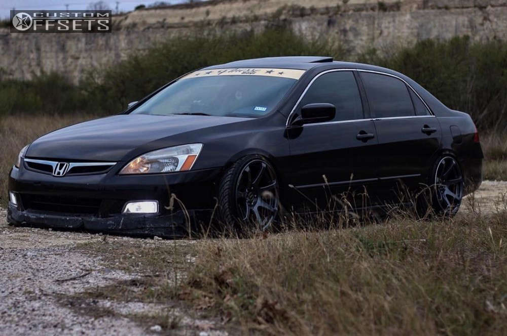 2006 Honda Accord with 18x10 20 Cosmis Racing Mr7 and 215/35R18 Federal 595  Evo and Coilovers | Custom Offsets