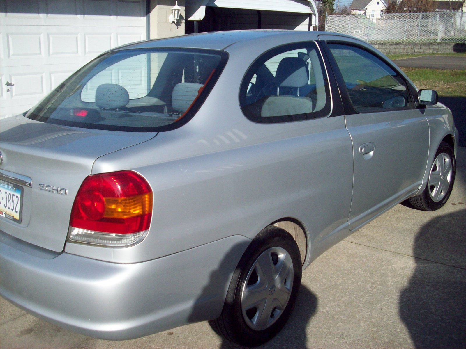 2004 Toyota ECHO - Information and photos - MOMENTcar