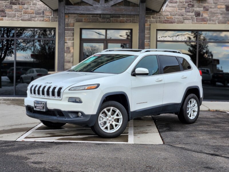 2015 Jeep Cherokee Latitude Preferred Package