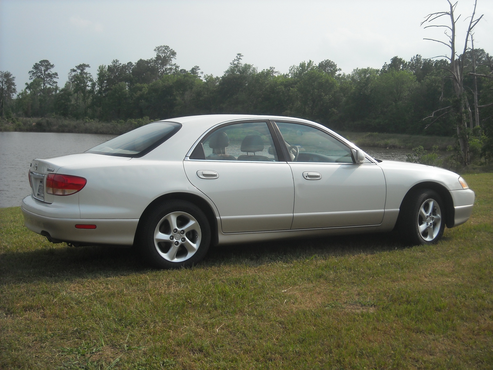 2001 Mazda Millenia - Information and photos - MOMENTcar