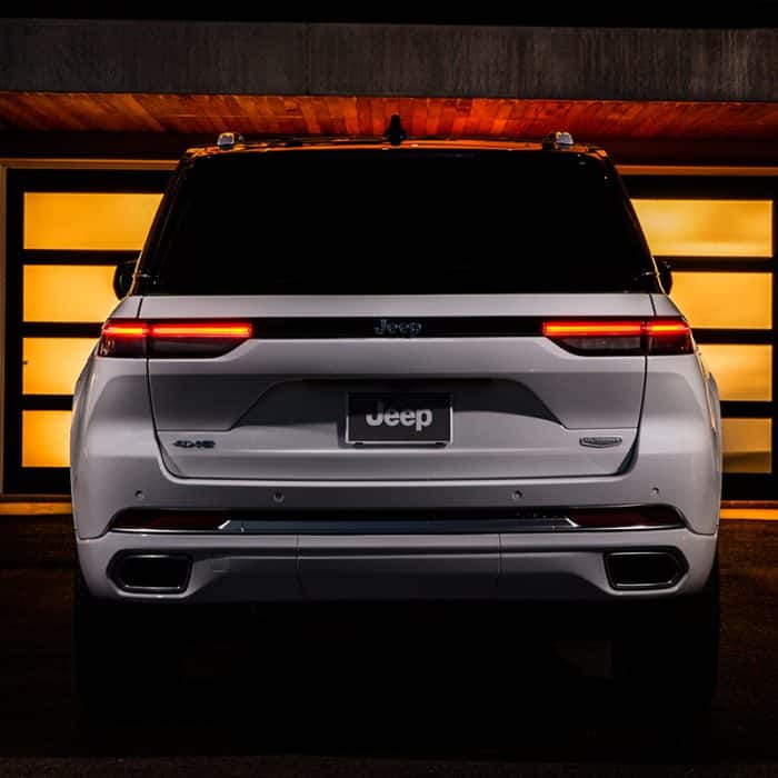 2023 Jeep® Grand Cherokee - Most Awarded SUV Ever | Jeep®