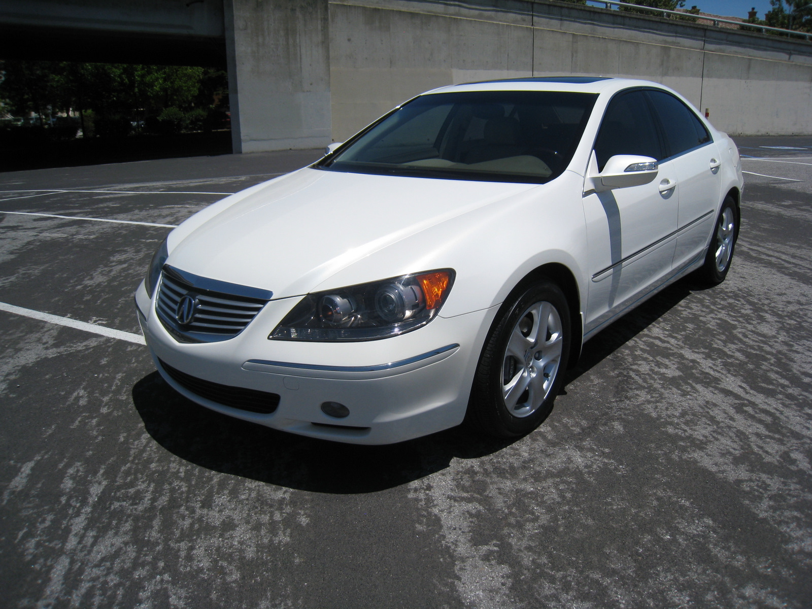 2005 Acura RL