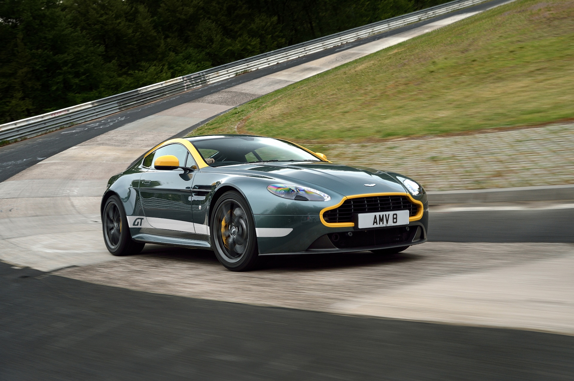 2015 Aston Martin V8 Vantage GT Review