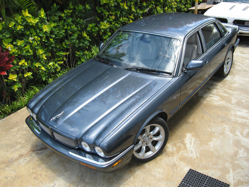 LOLCAT: 2001 Jaguar XJR – Totally That Stupid – Car Geekdom, and a little  bit of life.