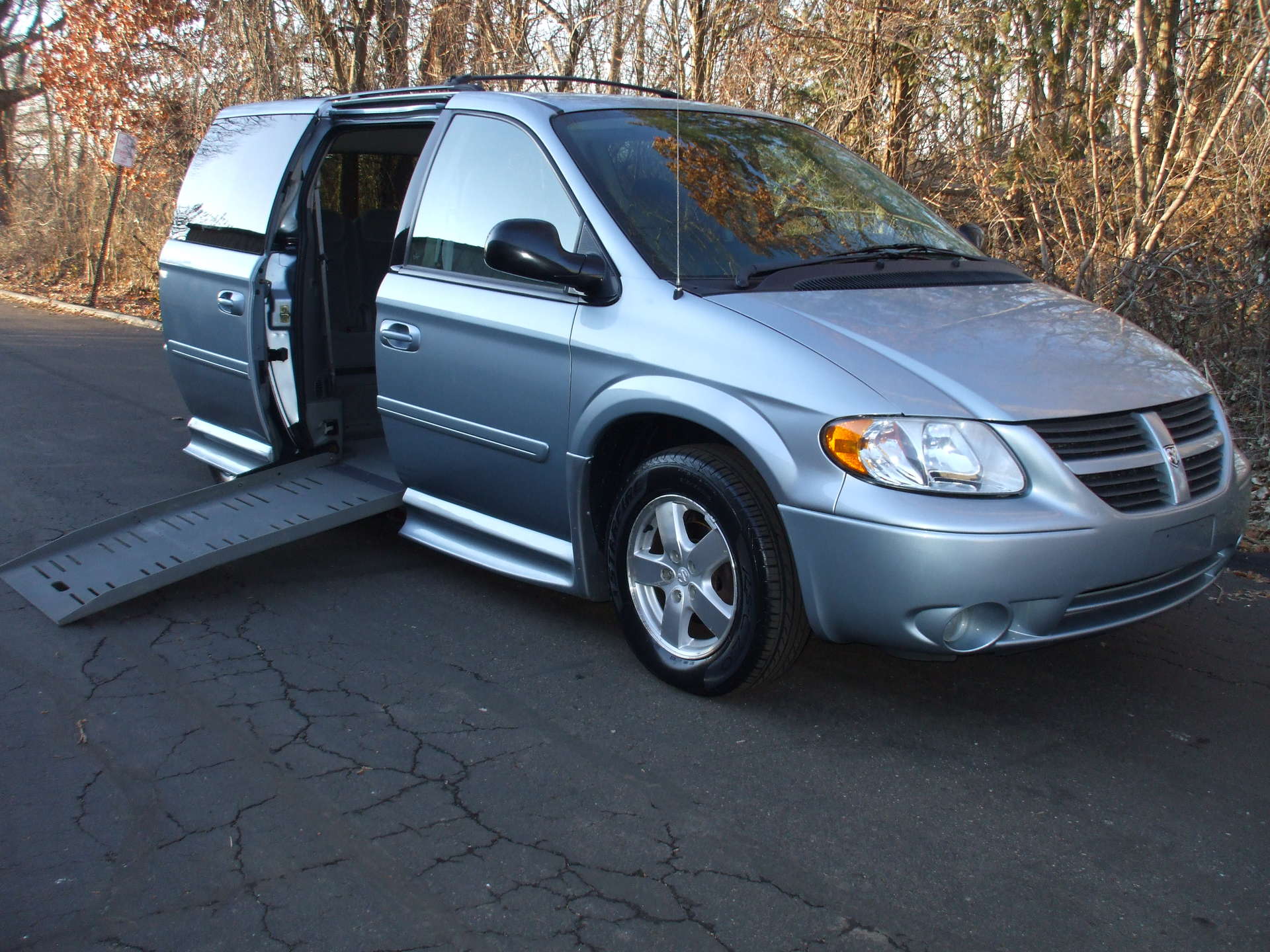 2006 Dodge Grand Caravan | Stock: W4789 | Wheelchair Van For Sale | Gresham  Driving Aids