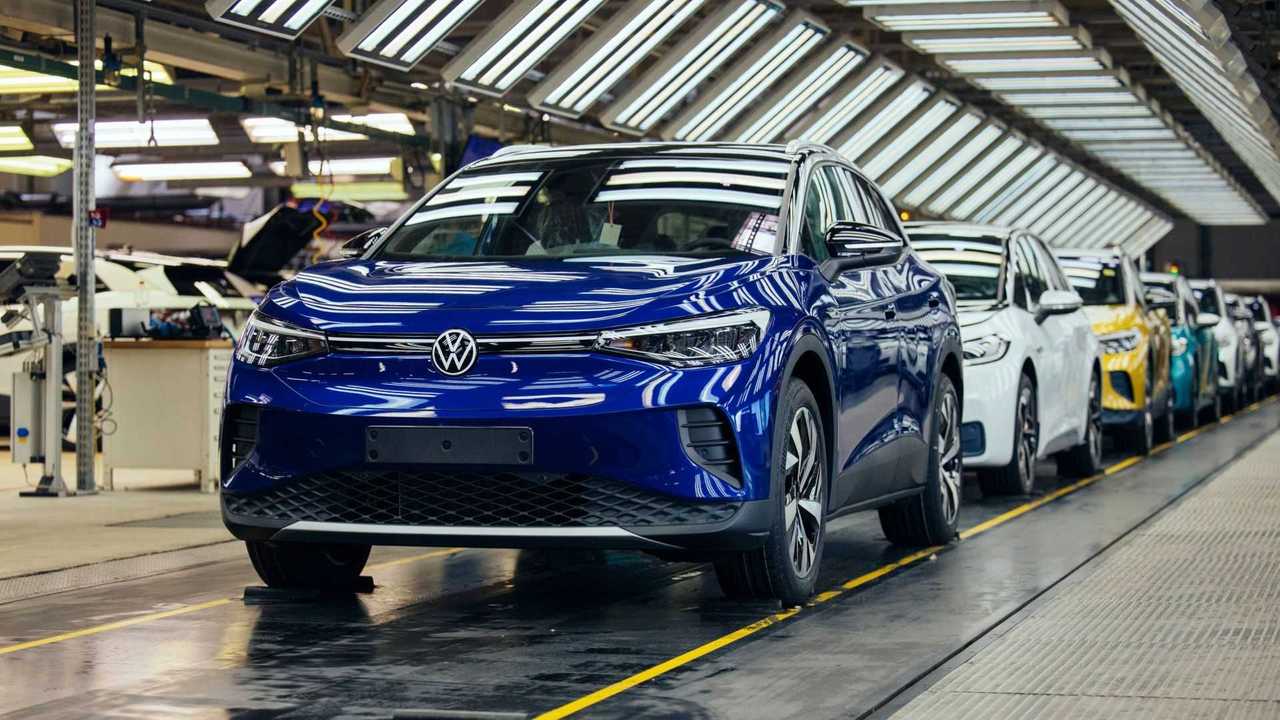 2022 VW ID.4 Priced $765 Higher Across The Board, Adds More Range