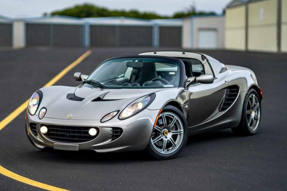 6k-Mile 2006 Lotus Elise for sale on BaT Auctions - sold for $44,111 on  August 10, 2020 (Lot #34,920) | Bring a Trailer