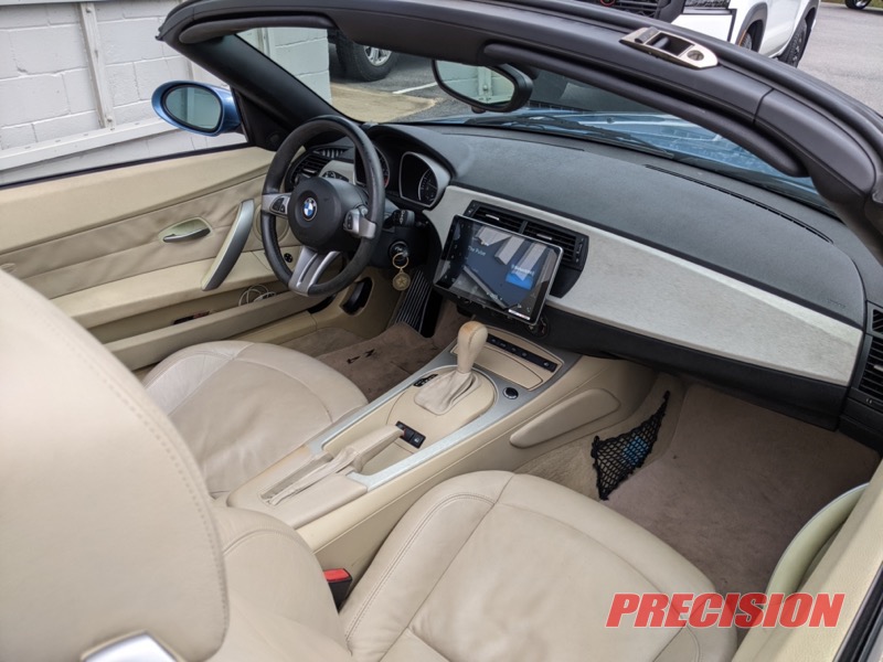 2005 BMW Z4 Gets Pioneer Radio and Echomaster Camera Upgrades