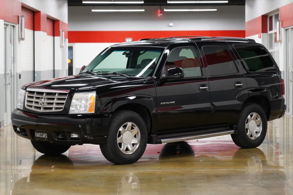 No Reserve: 2002 Cadillac Escalade for sale on BaT Auctions - sold for  $13,500 on January 21, 2023 (Lot #96,337) | Bring a Trailer