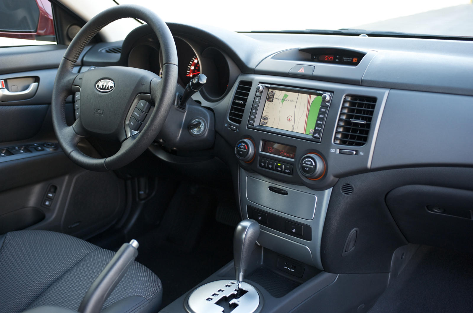 2010 Kia Optima Interior Photos | CarBuzz