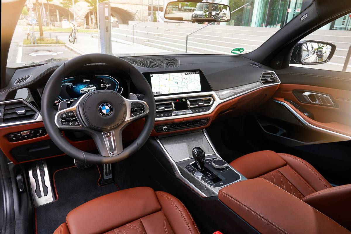 2021 BMW 330e Specs, Price, MPG & Reviews | Cars.com