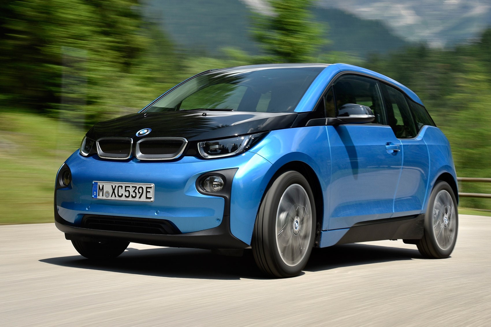 BMW i3 94Ah (2016) review | CAR Magazine