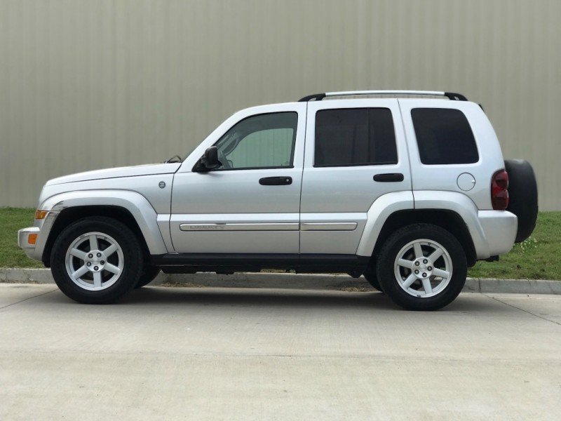 2002-2007 Jeep Liberty Repair (2002, 2003, 2004, 2005, 2006, 2007) - iFixit