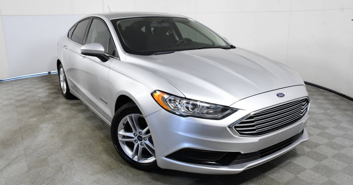 Used 2018 Ford Fusion Hybrid SE for sale at HGreg
