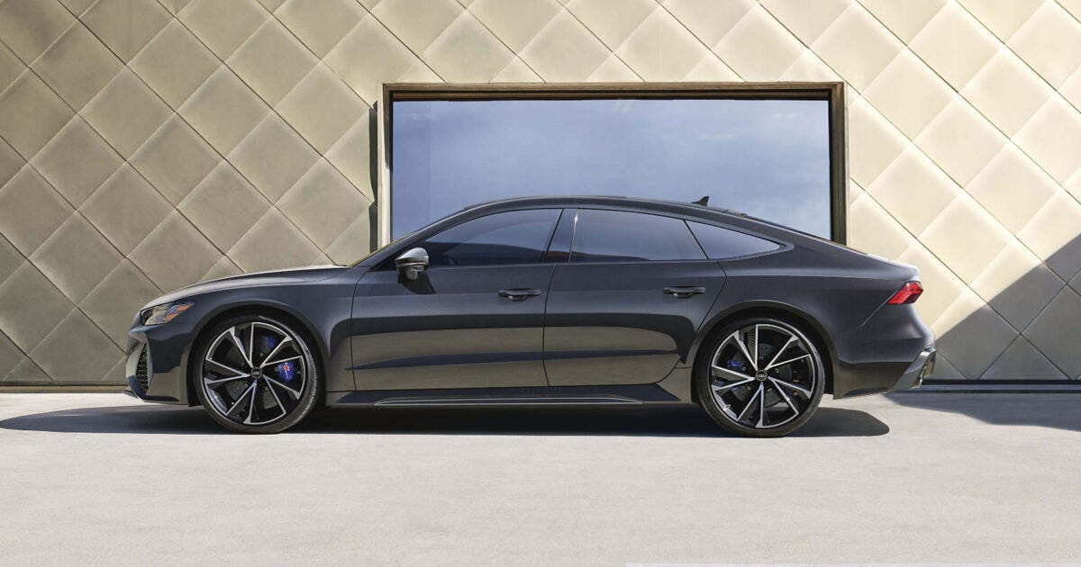 2022 Audi RS7 Exclusive Edition Is a Looker in Black and Blue - CNET