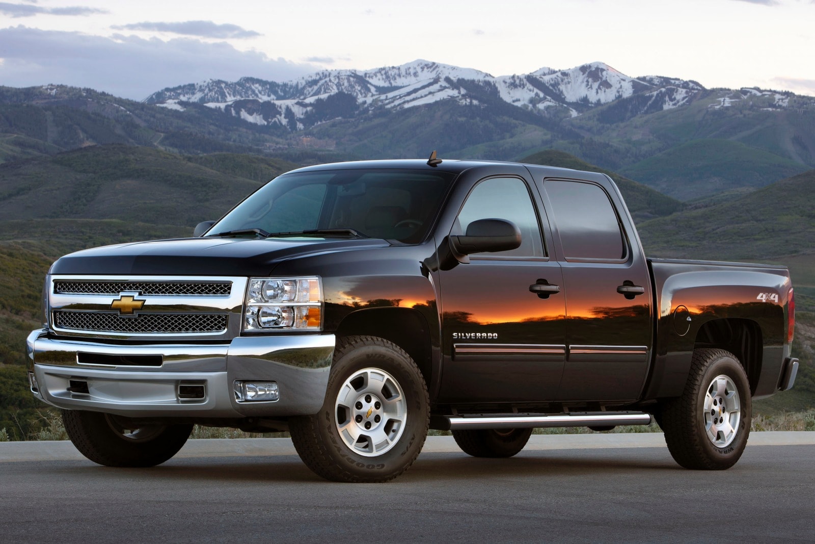 Used 2012 Chevrolet Silverado 1500 Crew Cab Review | Edmunds