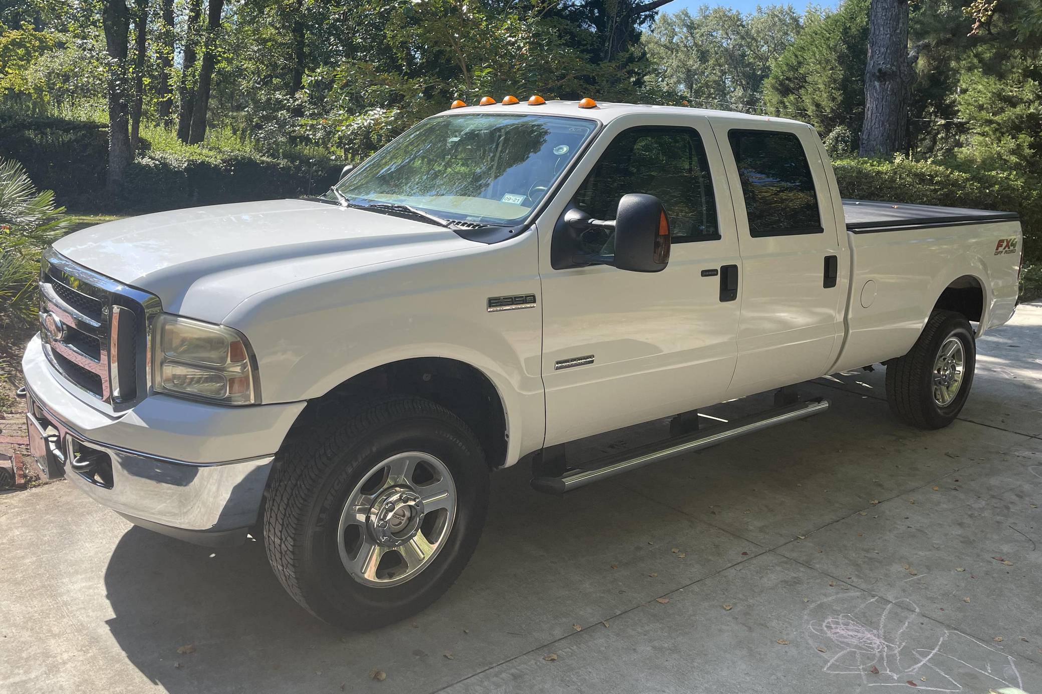 2005 Ford F-350 Super Duty Lariat 4x4 for Sale - Cars & Bids
