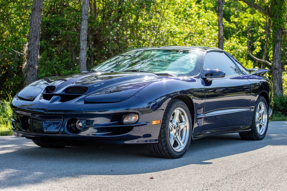 One-Owner 5k-Mile 2000 Pontiac Firebird Trans Am WS6 6-Speed for sale on  BaT Auctions - sold for $24,000 on July 22, 2020 (Lot #34,227) | Bring a  Trailer