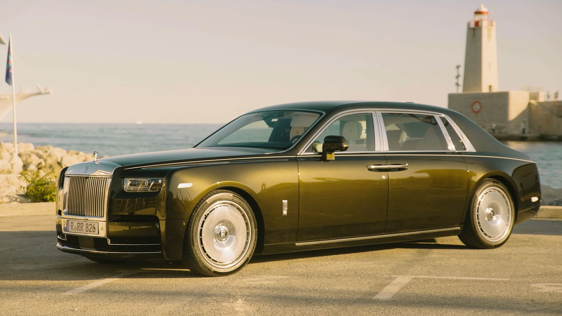 Making the best better, the new Rolls Royce Phantom | Supercars.net