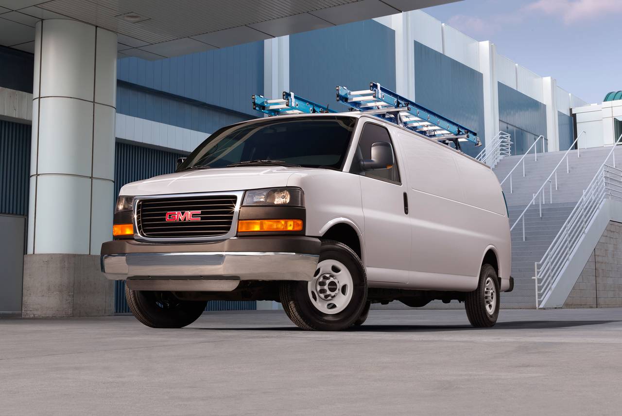 2022 GMC Savana Cargo Prices, Reviews, and Pictures | Edmunds